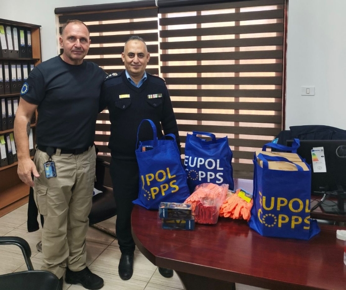 EUPOL COPPS provides protective gear to Palestinian Police